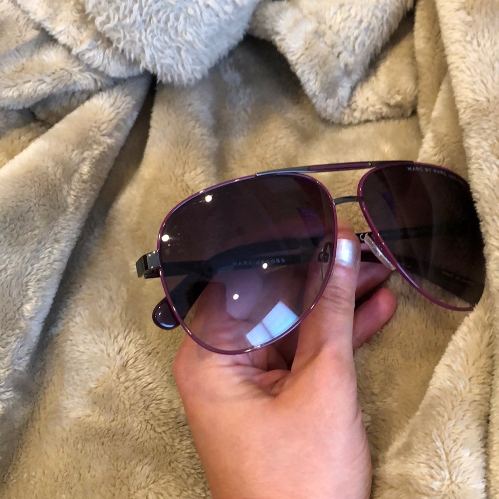 Marc Jacobs purple metal aviator - Picture 8 of 8